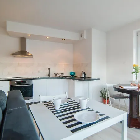 Jantar - Wylotowa Apartament *